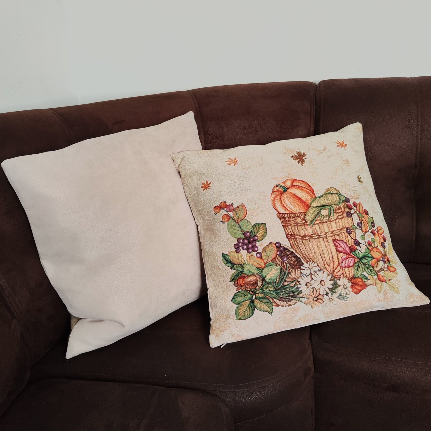 Thanksgiving Fall Square Cushion Covers, Washable Tapestry Halloween Throw Pillow Covers, Decorative zippered sofa 18in Cushions case Design Decorative Cushions Cover