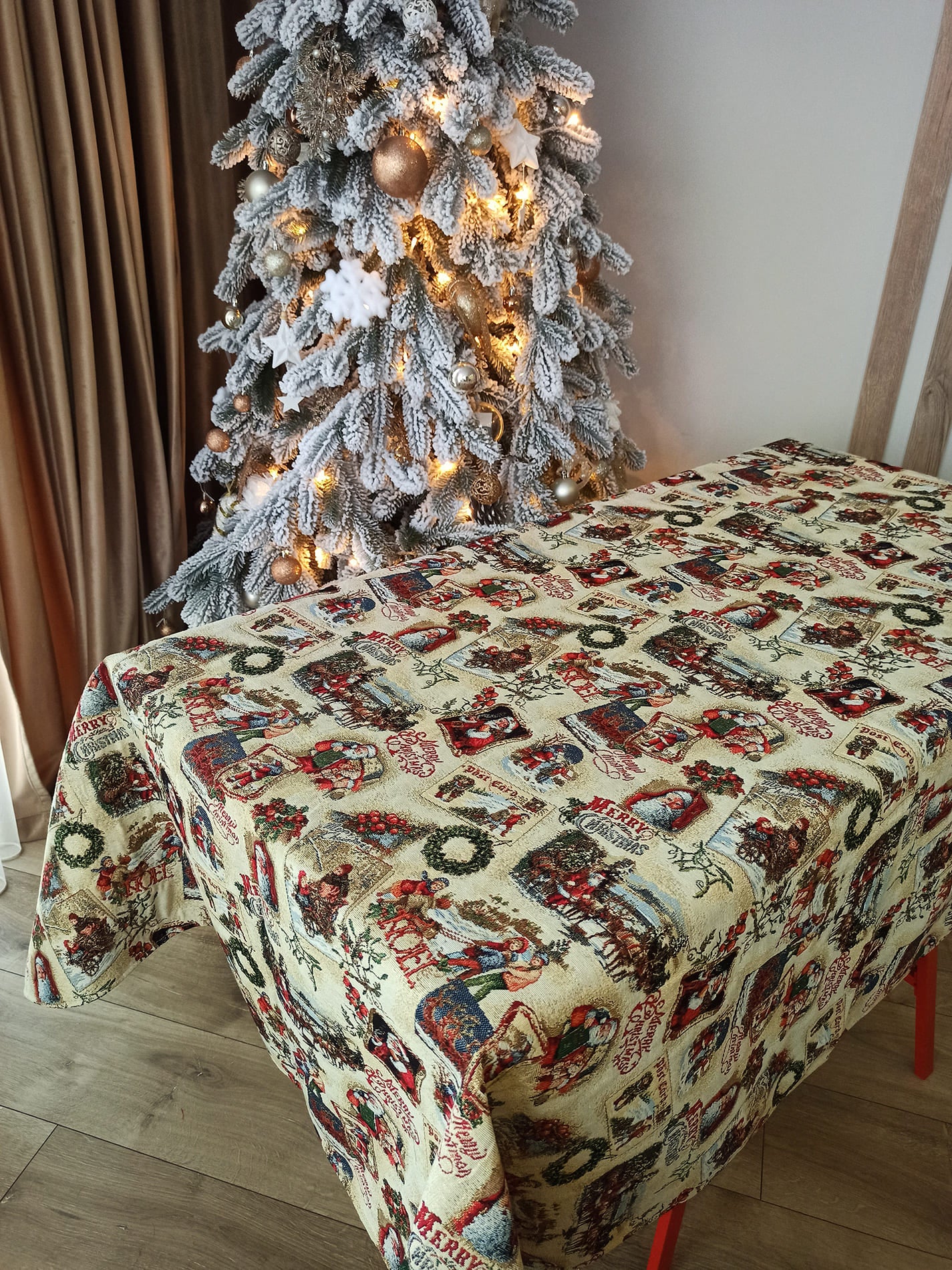 Gold Christmas table cloth, Tapestry fabric tablecloths for Christmas with Golden threads, custom Christmas table covers with Santa and Old Pattern