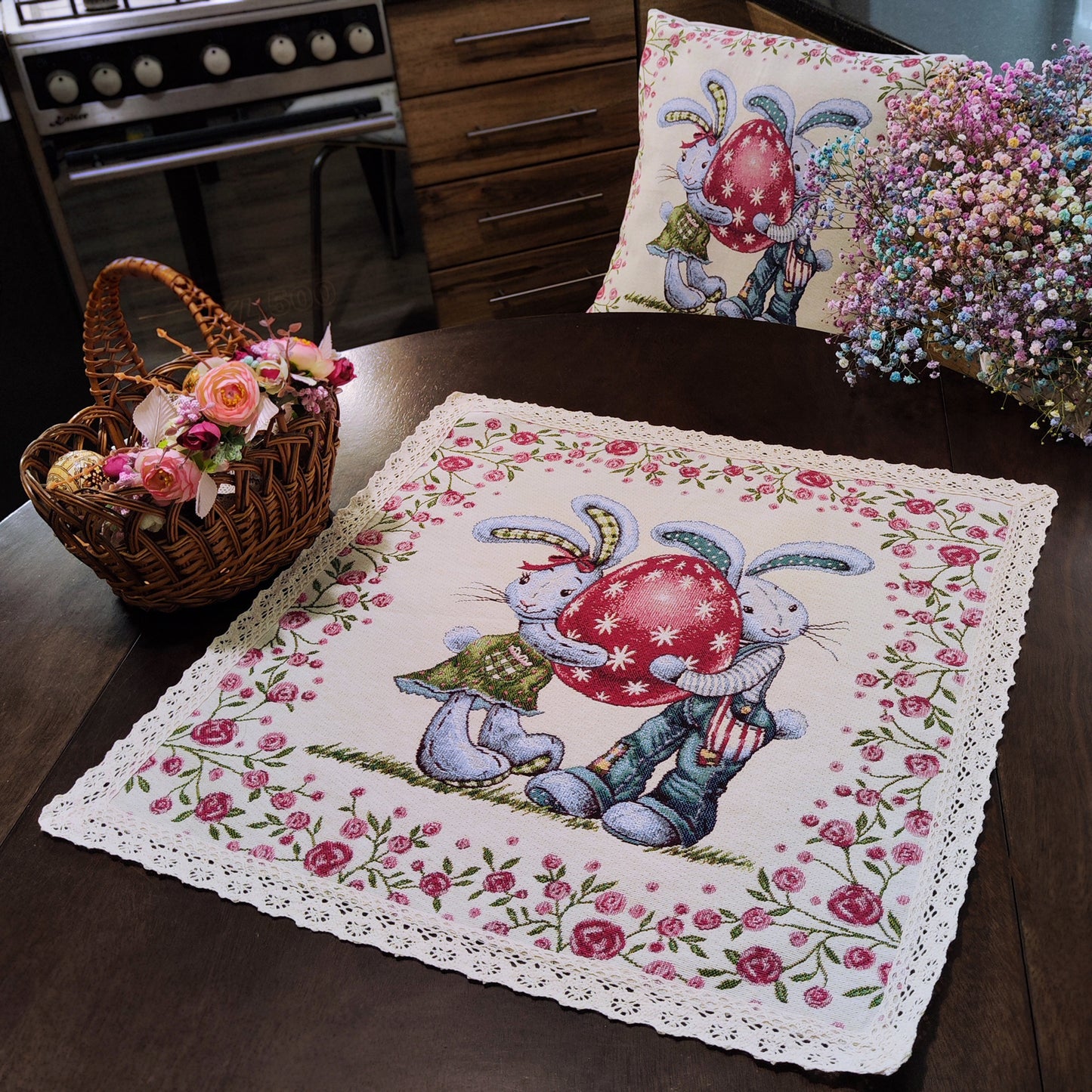 Table Topper Easter Cloth Napkins, Small Decorative Tapestry Tablecloth Toppers Napkins with Easter Bunny