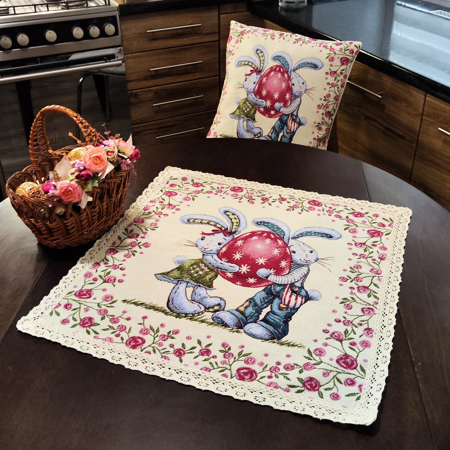 Table Topper Easter Cloth Napkins, Small Decorative Tapestry Tablecloth Toppers Napkins with Easter Bunny