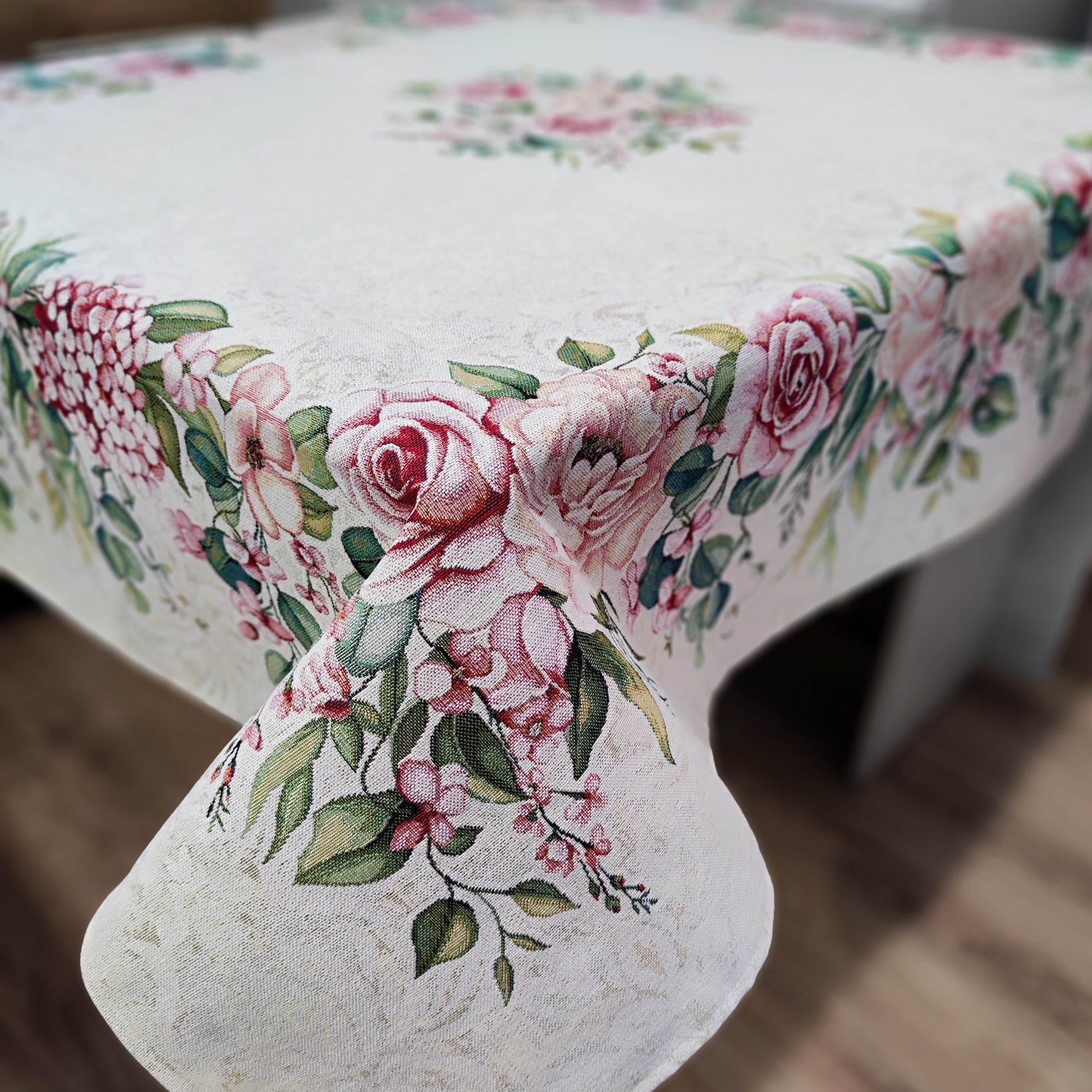 Floral Luxury Tablecloth with Roses Table Covers for Square or Rectangle Table