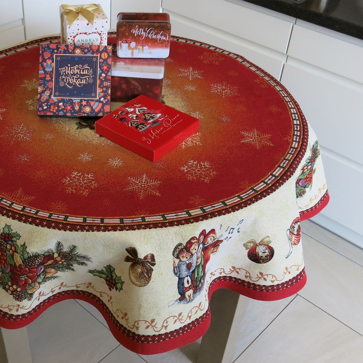 Red Christmas Tablecloth Round Red with Santa Golden Threads Festive Table cloth for Christmas