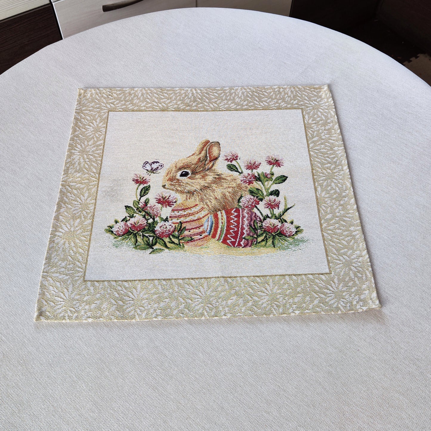 Easter Table Topper Cloth Napkins, Small Decorative Tapestry Table Toppers Napkins with Easter Bunny