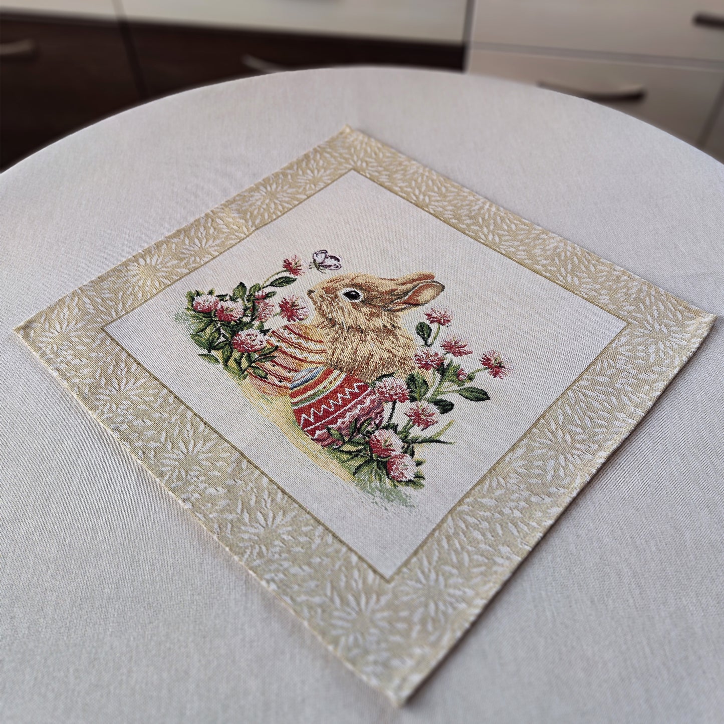 Easter Table Topper Cloth Napkins, Small Decorative Tapestry Table Toppers Napkins with Easter Bunny