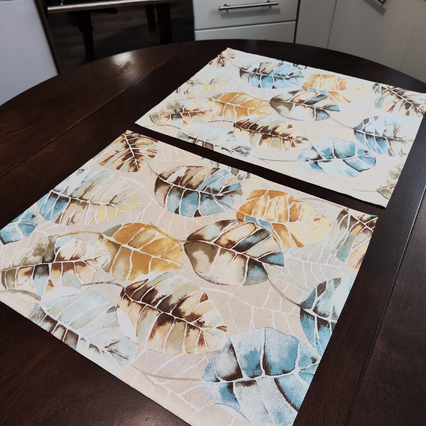 Set of 2 Placemats Fabric Waterproof table mats Size: 12in X 16in (30cm X 40cm) Autumn waltz