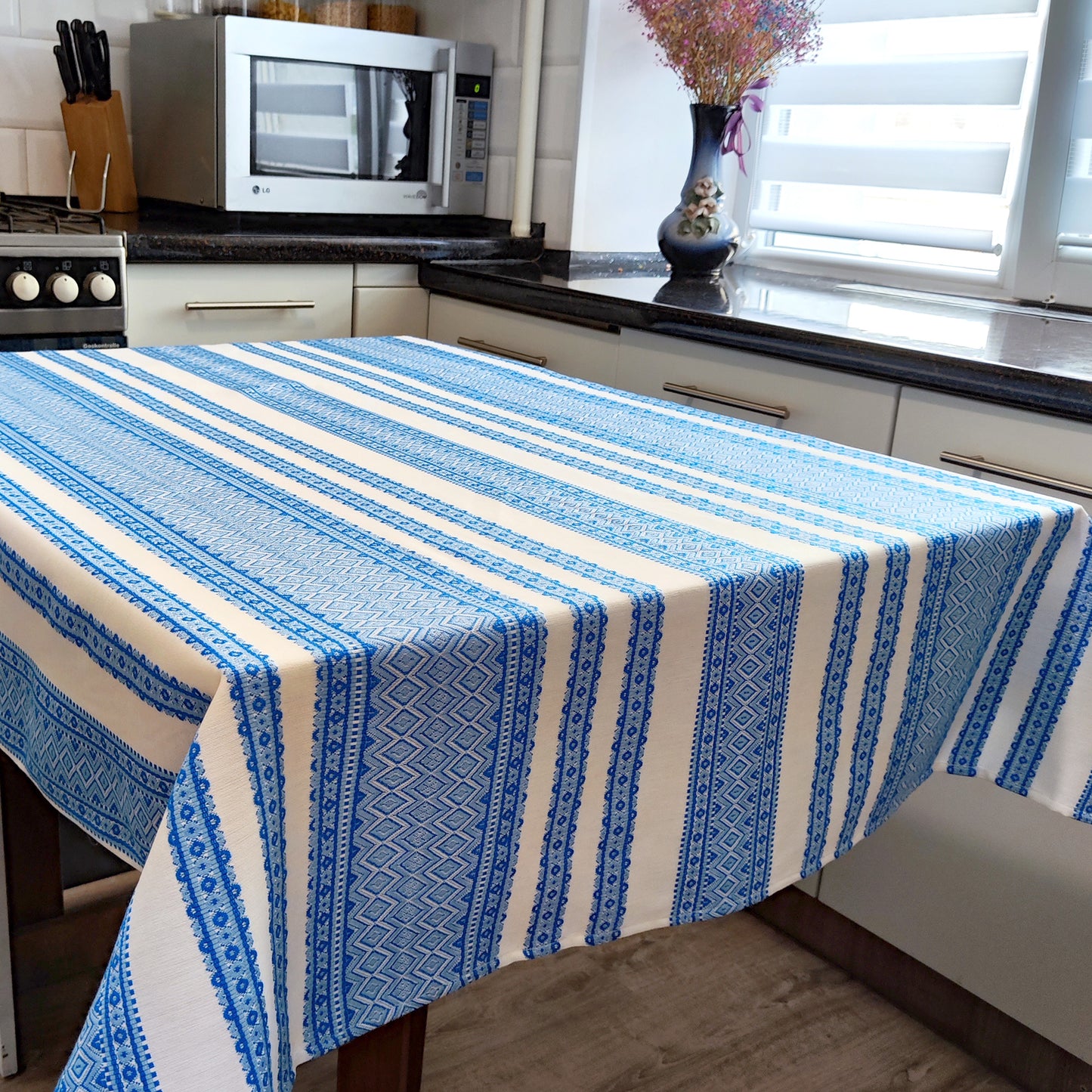 Ukrainian Tablecloth White Fabric National Style Rectangular Blue and White Ornament