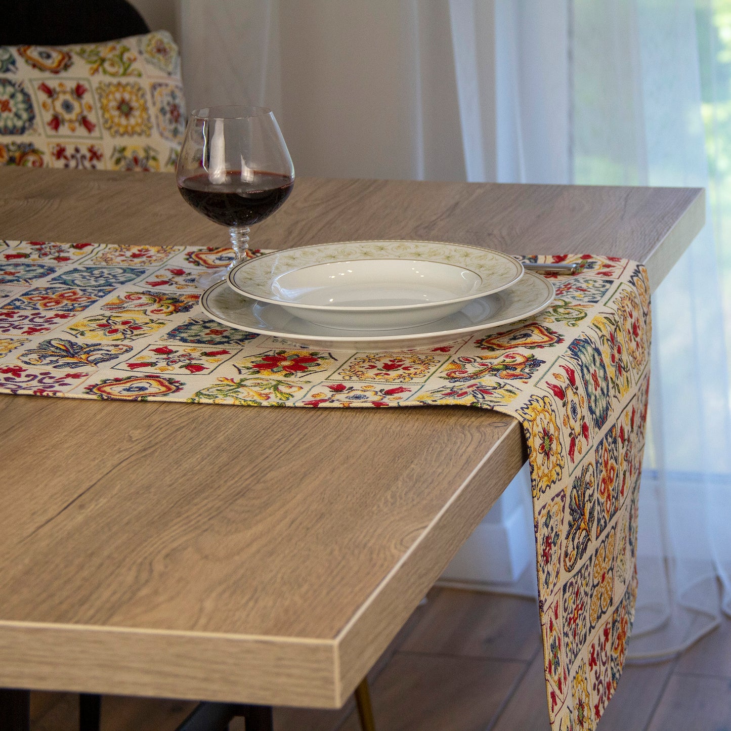 Table Runners Floral Spanish Tiles style Azulejo, Tapestry Fabric Multicolor Decorative Runner