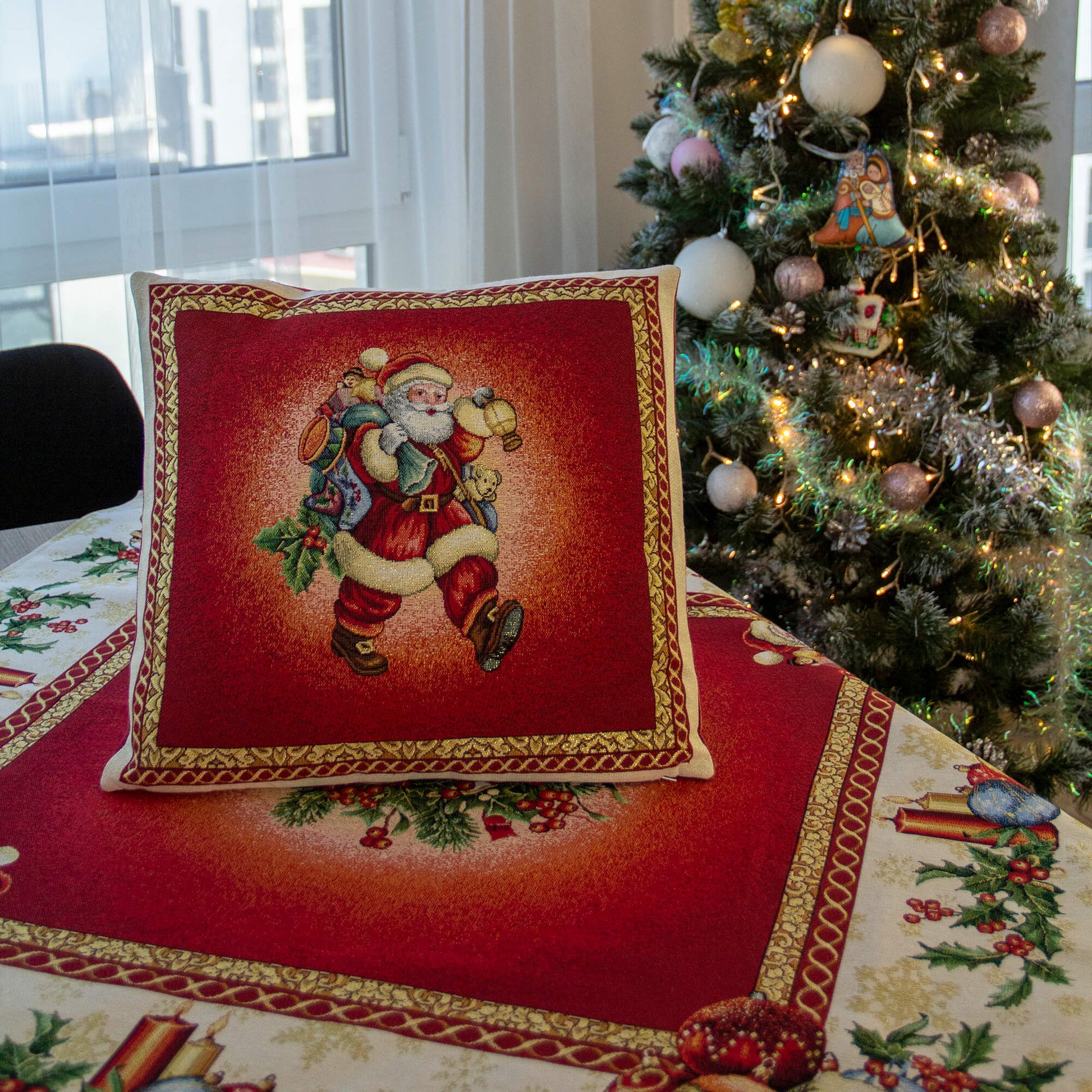 Christmas Cushion Cover Red Decorative Pillowcase with Santa and Gold threads