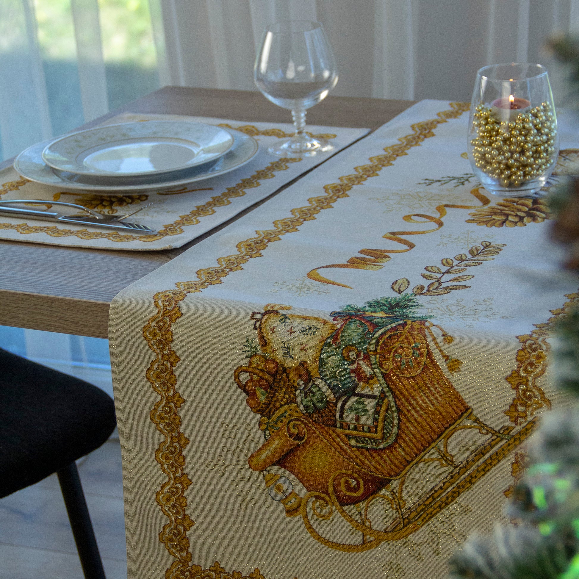 Christmas Table Runner Golden Threads Lurex Fabric Tapestry Rectangular 