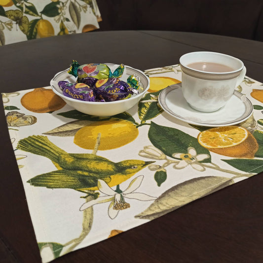 Placemats Fabric Waterproof Floral (set of 2) Size: 12in X 16in (30cm X 40cm) Lemons