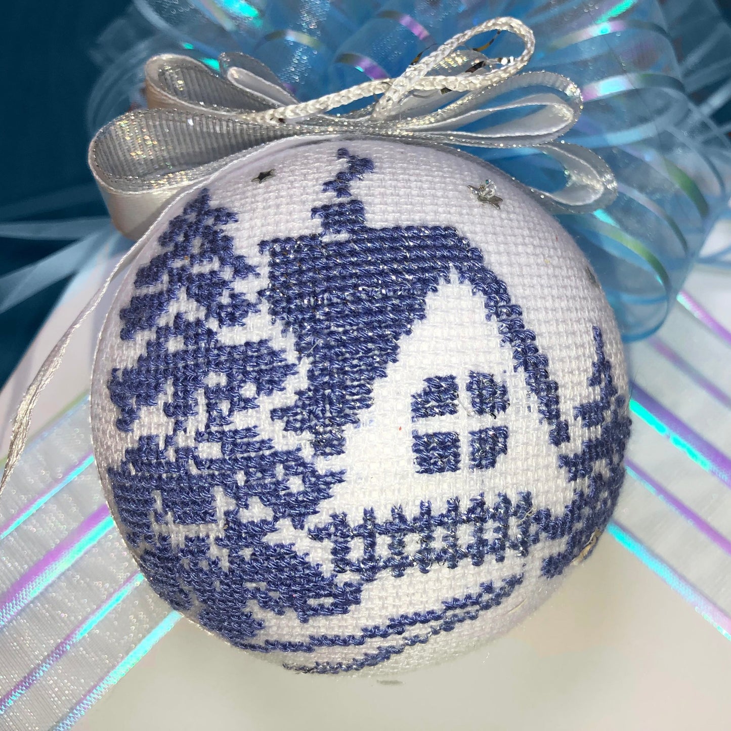 Holiday Christmas ornaments Set of 4 handmade White - Embroidered Christmas balls - Christmas village