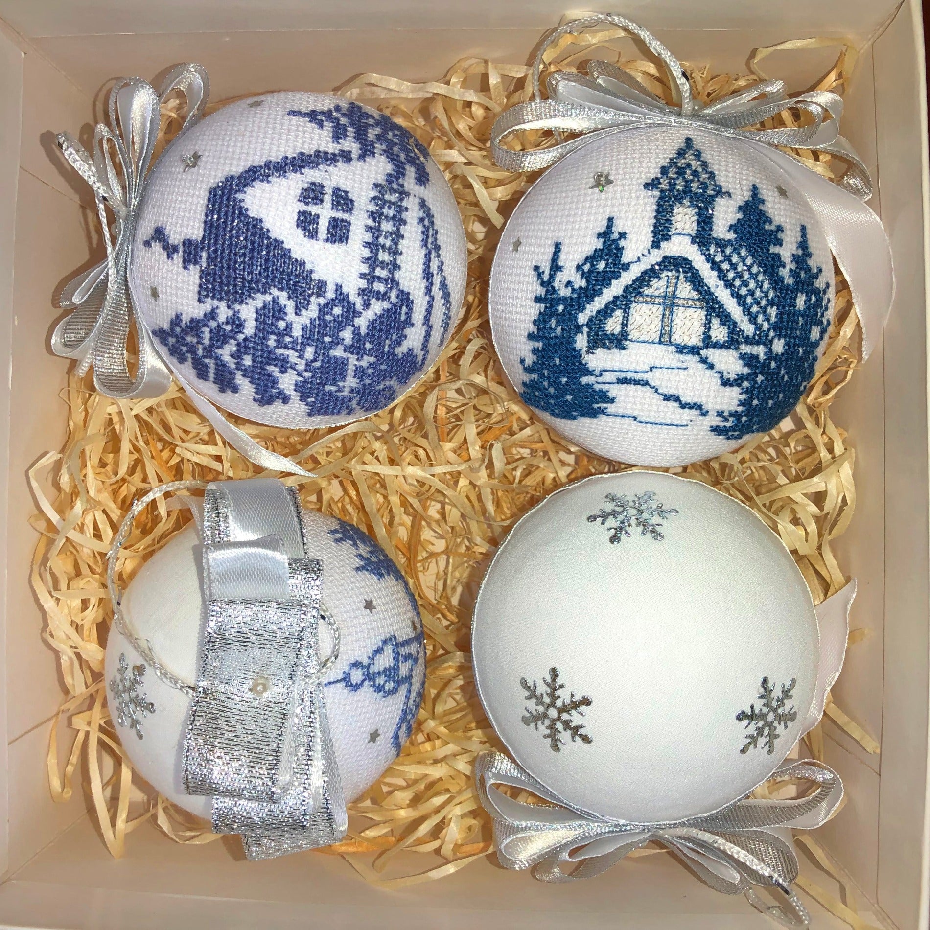 Holiday Christmas ornaments Set of 4 handmade White - Embroidered Christmas balls - Christmas village