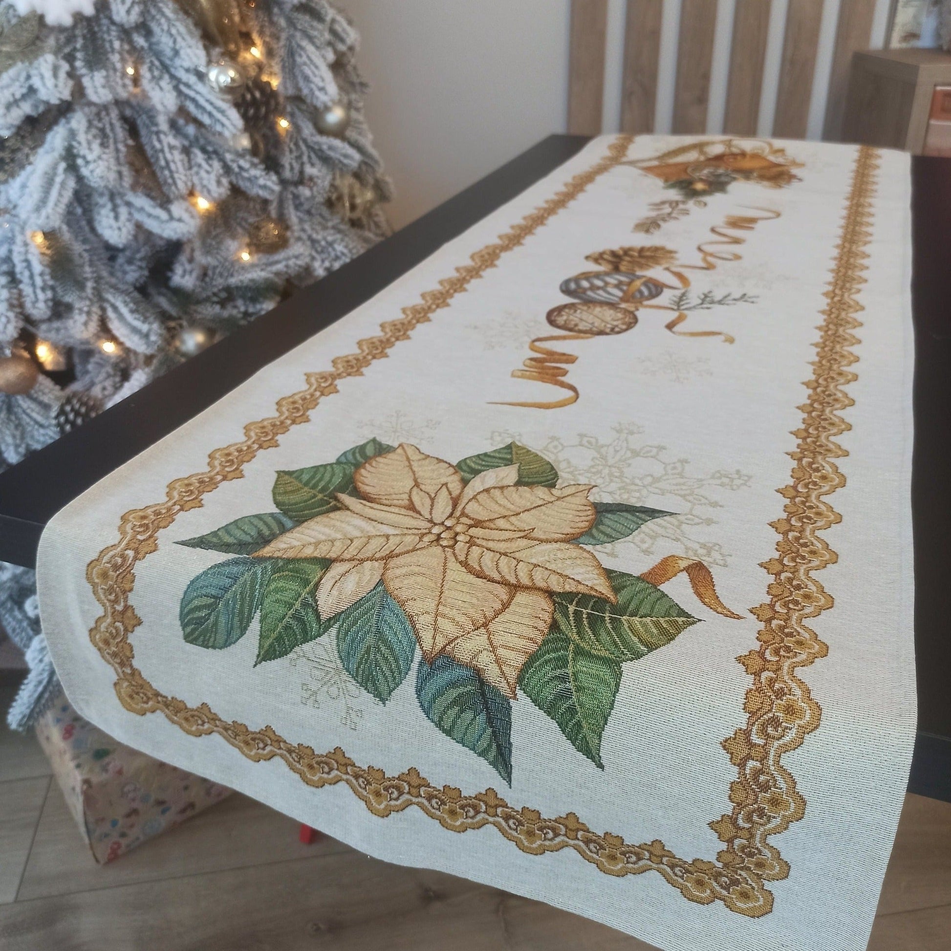 Christmas Table Runner Golden Threads Lurex Fabric Tapestry Rectangular Old Pattern Napperon Media 1 of 10