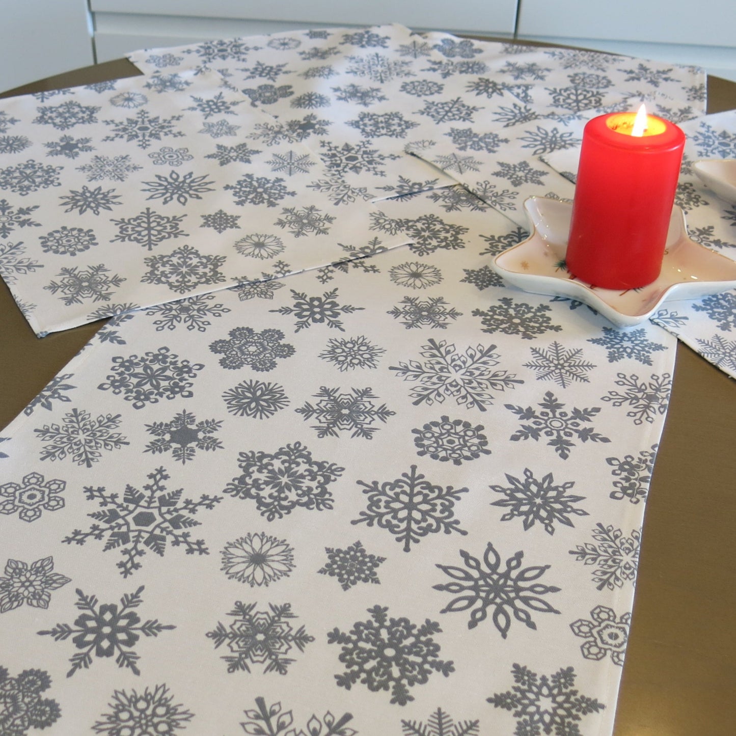 Table Runner White Decorative Waterproof Rectangular Christmas with Gray Snowflakes