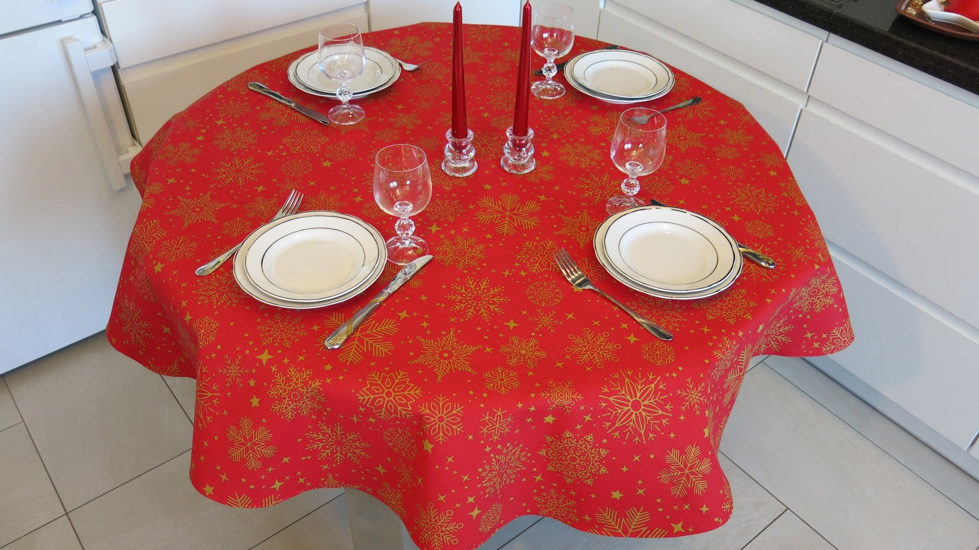 Round Tablecloth Christmas Red with Yellow Snowflakes Waterproof Fabric Dirt resistant Table Cover