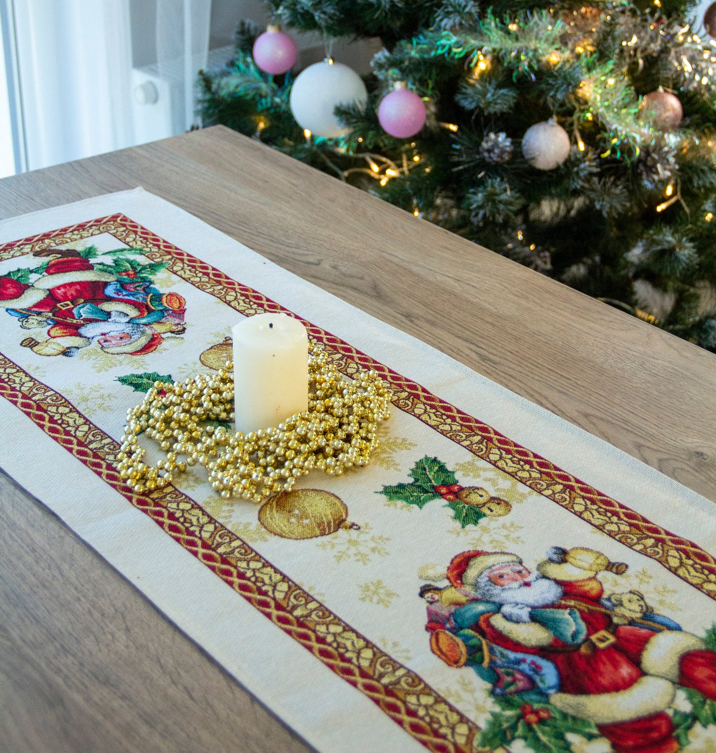 Christmas Table Runners Golden Lurex Fabric Tapestry Rectangular Santa Old Pattern 